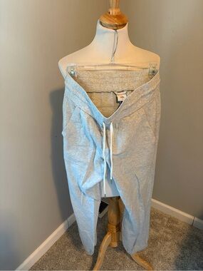 CAbi Light Gray Women's ATC Kickback Jogger Track Pants #5871